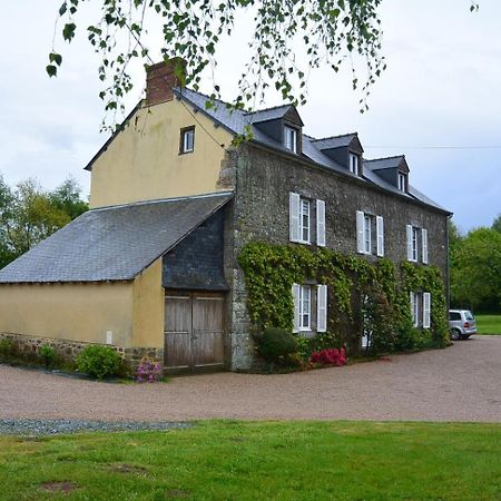 Domaine De La Basse Orme Les Iffs Exterior foto